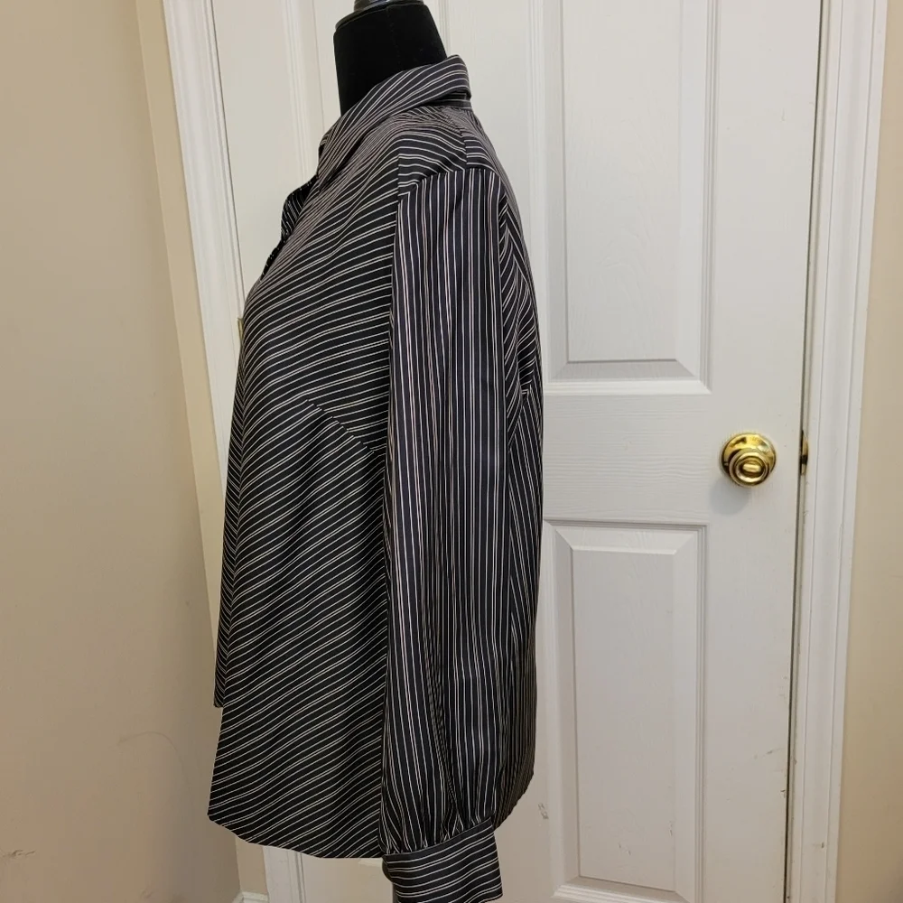 Talbots Silk Button Blouse Size 14W - Picture 5 of 5